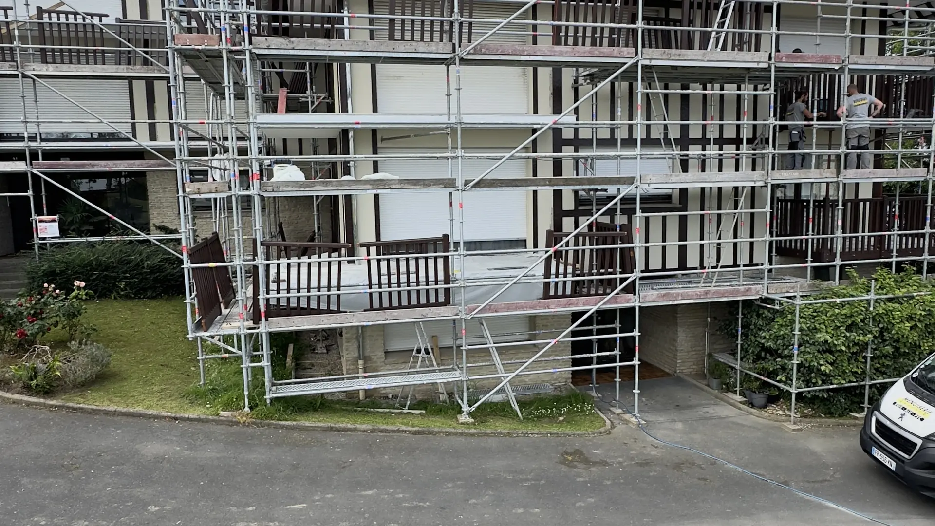 Reprise de façade et réparation de balcon sur 4 résidences - Bernerville