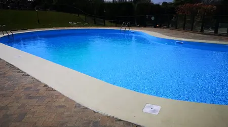 Réfection de plage d'une piscine Réfection de plage d'une piscine